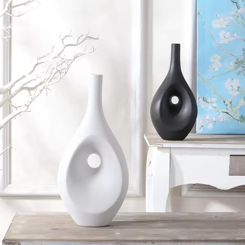 Elongated Donut Shape Vase Set (Black, White)